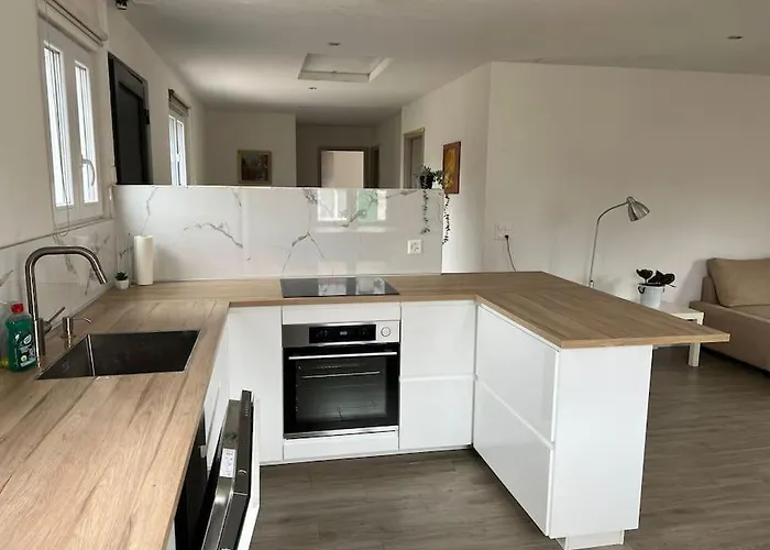 House Near Epfl/unil/renens Gare/lausanne Vila *