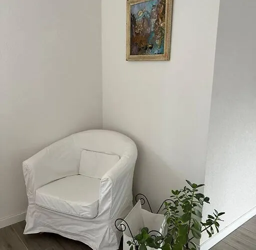 Vila House Near Epfl/unil/renens Gare/lausanne Ecublens (Vaud)