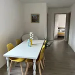 House Near Epfl/unil/renens Gare/lausanne 别墅